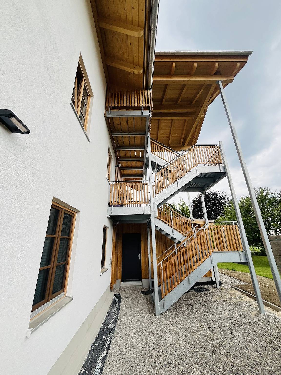 Ganze Ferienwohnung, Ferienwohnung Holz und Himmel - Ferienwohnung Holz und Himmel für 2 Personen mit offenem Wohnraum und Schlafzimmer, 53 qm in Aschau (Chiemgau), Aschau im Chiemgau