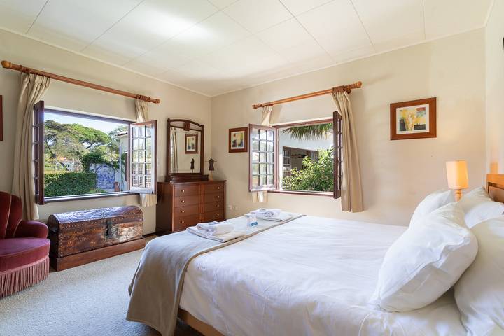 Location de vacances pour 6 personnes, avec jardin dans Colares - 2