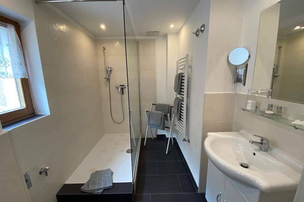 Ganze Wohnung, Appartement D2 - Dependance Waldheim in Scharnitz, Arnspitzgruppe