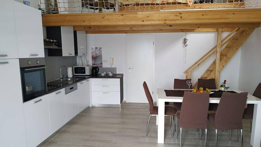 Ferienwohnung für 4 Personen, mit Terrasse und Ausblick - 1