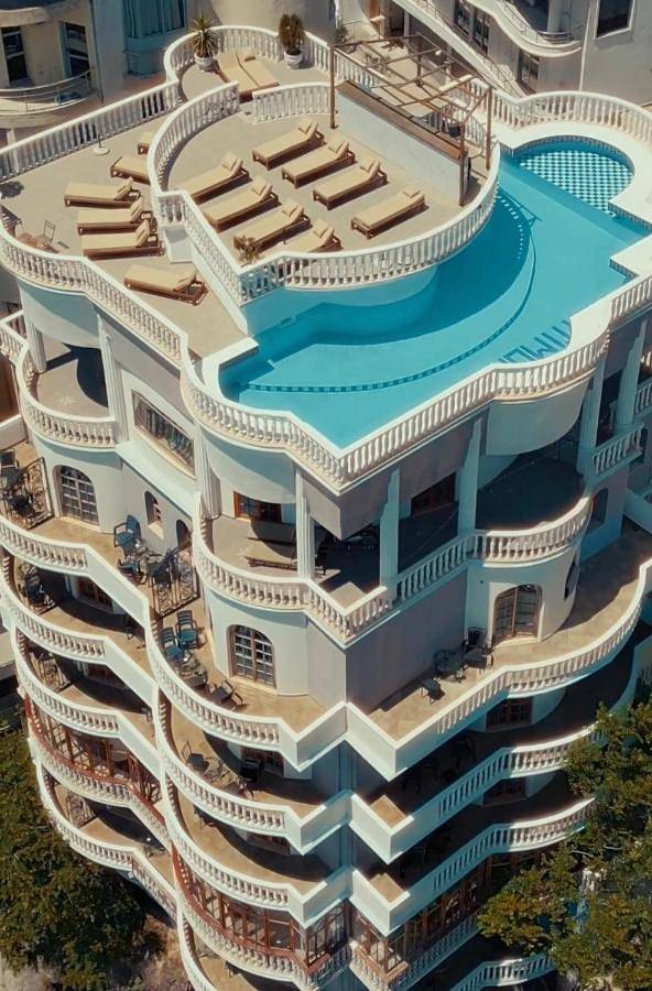 Hotel für 4 Personen, mit Pool und Ausblick sowie Balkon in Albanien