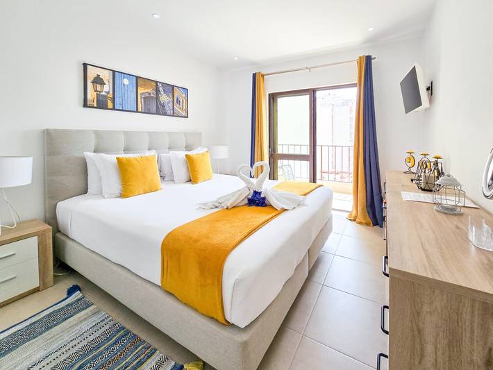 Ferienwohnung für 4 Personen, mit Balkon in Portimão - 2