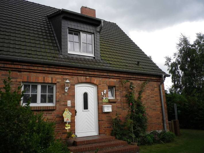 Ferienwohnung für 2 Personen, mit Garten und Terrasse in Rechlin