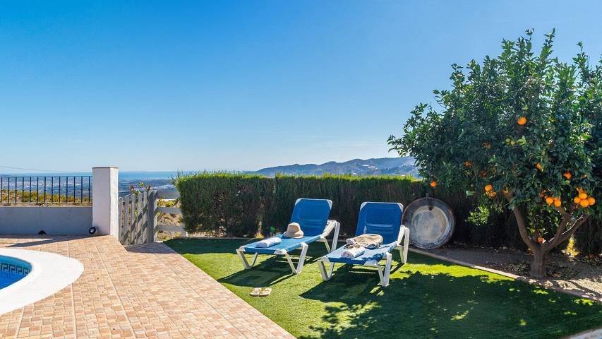 Casa rural para 6 personas, con piscina y balcón/terraza en Almáchar - 2