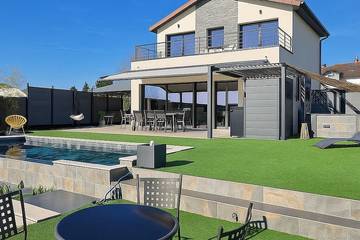 Gîte pour 10 personnes, avec jacuzzi et piscine à Jayat