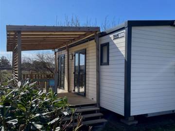 Camping pour 4 Personnes dans La Faute-sur-Mer, Vendée, Photo 1