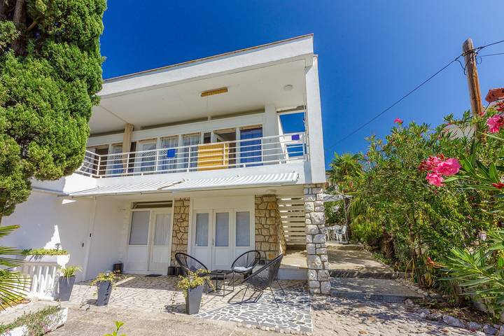 Ferienwohnung für 4 Personen, mit Terrasse und Garten in Dramalj - 3