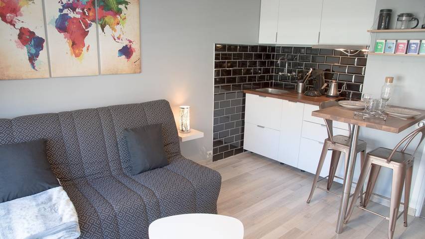 Gîte pour 2 personnes, avec balcon/terrasse ainsi que terrasse et piscine à Chambéry - 4