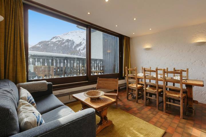 Gîte pour 8 personnes, avec terrasse dans Gare de Montroc-le-Planet - 3