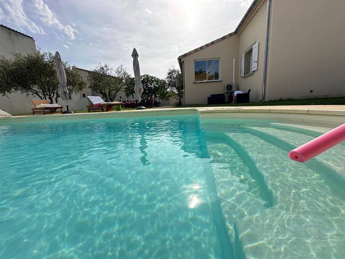 Appartement de vacances pour 8 personnes, avec jardin ainsi que piscine et vue, animaux acceptés