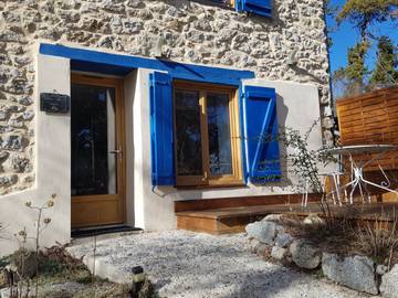 Gîte pour 2 personnes, avec jardin à Font-Romeu-Odeillo-Via