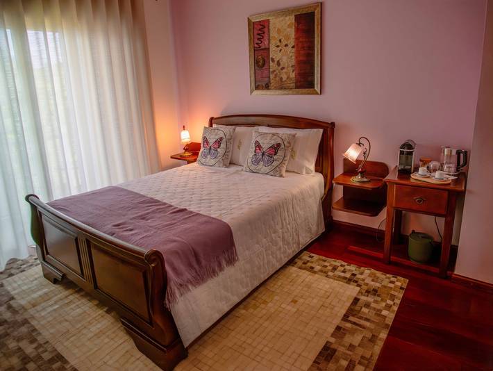 Habitación 'Quarto Matos' con vistas a la montaña, Wi-Fi y aire acondicionado. in Distrito de Bragança