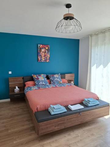 Gîte pour 2 personnes, avec jardin et terrasse à Arsac