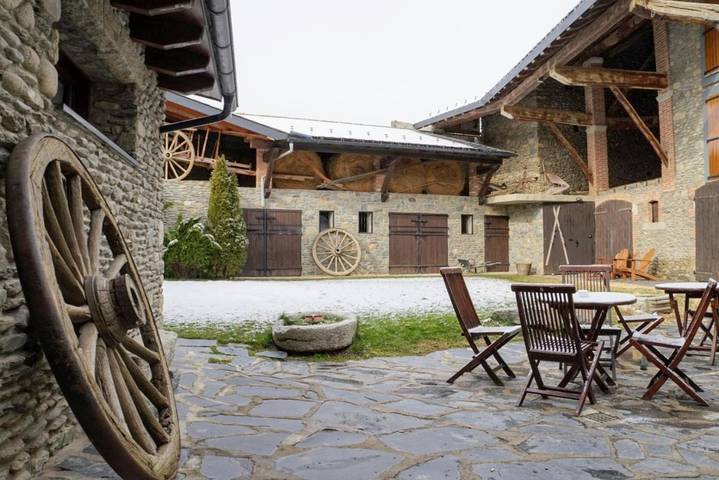 Casa rural para 2 personas, con terraza y jardín en Baixa Cerdanya - 2