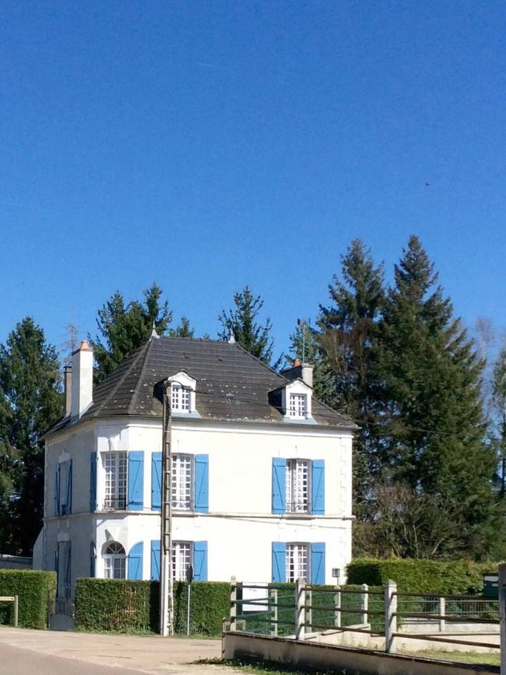 Chambre d’hôte pour 2 personnes, avec jardin dans Crain
