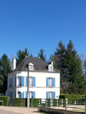 Chambre d’hôte pour 2 personnes, avec jardin dans Crain