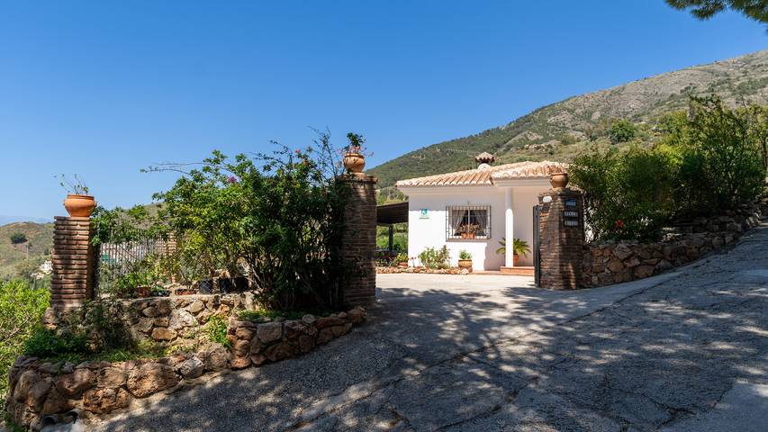 Finca für 6 Personen, mit Terrasse und Garten in Mijas - 2