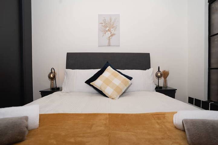 Entire apartment, Jewellery Quarter | Luxury Living in Birmingham, Birmingham Area