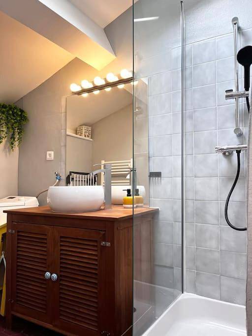 Gîte pour 2 personnes, avec vue à Belgentier - 4