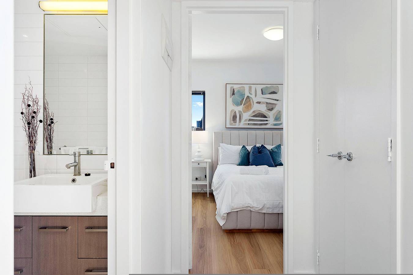 Entire apartment, 1Bdr + Parking on Beaufort Street in Perth, Western Australia
