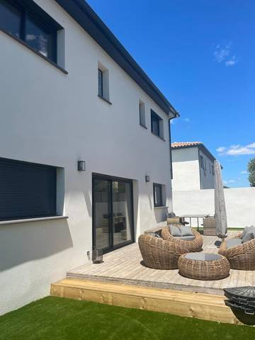 Cottage pour 6 personnes, avec jardin à Garons