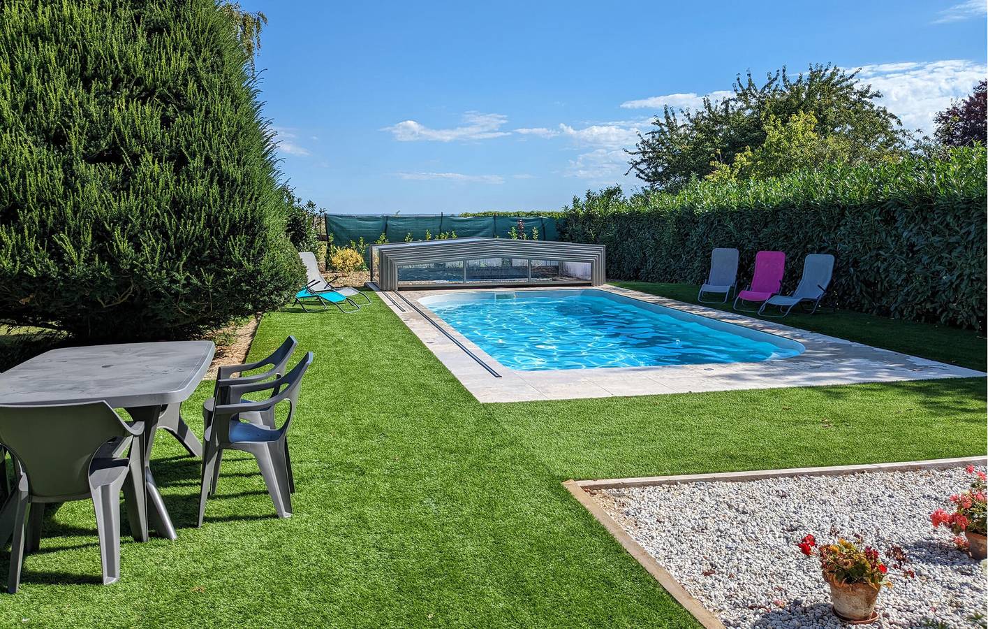 Appartement confortable avec piscine et WiFi à 2.5km de Ceaux-en-Loudun in Ceaux-en-Loudun, Vienne (France)