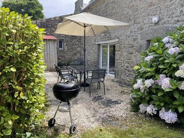 Gîte pour 5 personnes, avec terrasse et jardin à Porspoder