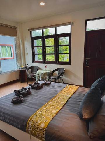 Cottage pour 2 personnes, avec terrasse et vue dans Khao Sok