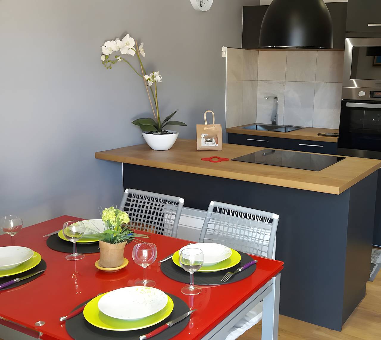 Appartement 'Le Bellavista' met zeezicht, balkon, Wi-Fi en parkeergelegenheid, foto 7