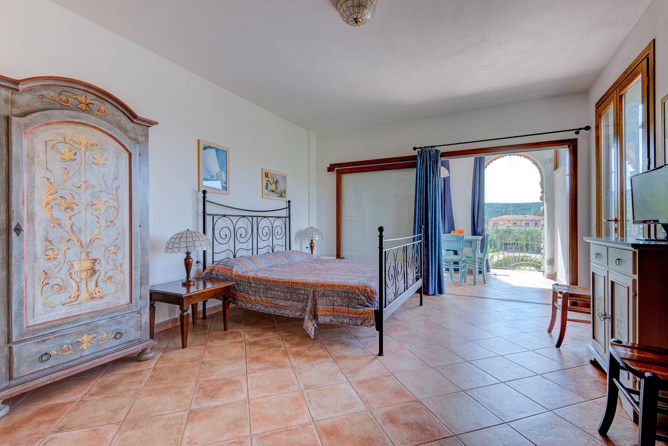 Hel studio-lejlighed, Studio Apartment 'Monolocale Castle' with Shared Pool, Wi-Fi and Air Conditioning in Campo nell'Elba, Elba