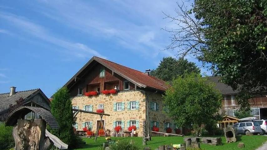 Ferienwohnung für 4 Personen, mit Balkon und Garten - 1