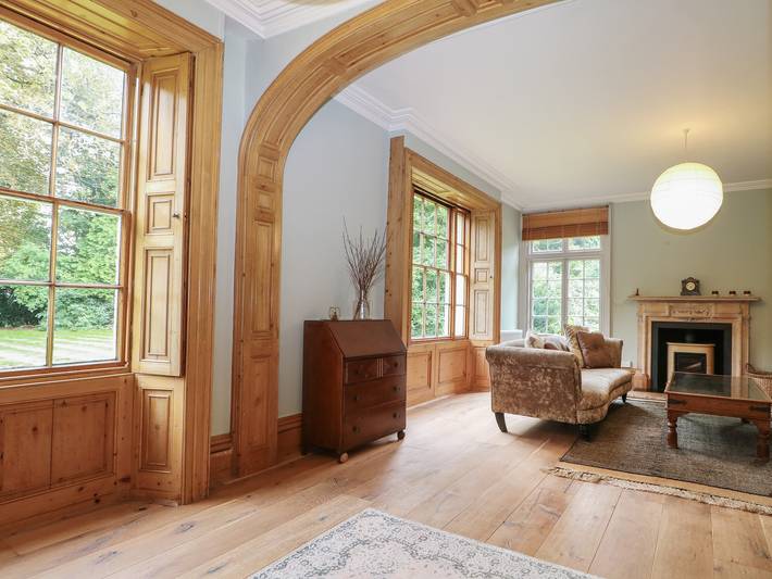 Casa rural para 16 personas con jardín in Kent