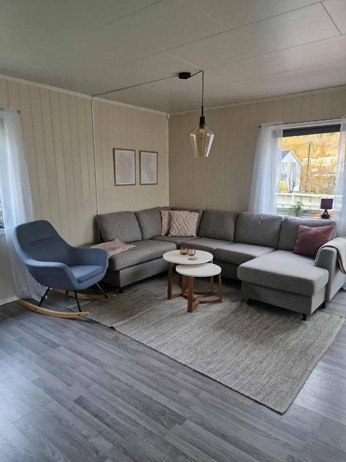 Ferienhaus für 4 Personen, mit Garten und Ausblick in Lyngen - 2