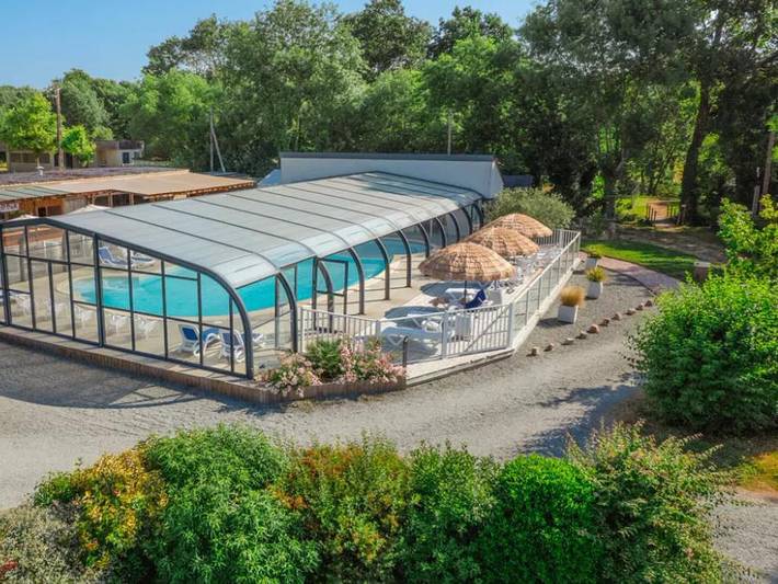 Location de vacances pour 4 personnes, avec Terrasse et Bassin pour enfant dans Espace du Sequoia