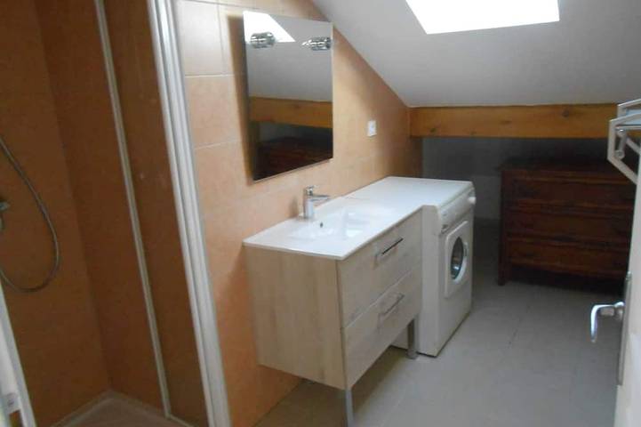 Gîte pour 4 personnes, avec balcon et jardin à Eygliers - 4