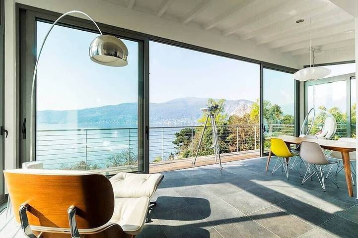 Villa pour 6 personnes, avec jardin ainsi que piscine et balcon à Comune di Verbania