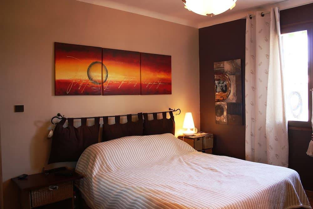 Sorgues, 9 km from Avignon, air-conditioned villa with private pool, (Wifi internet) in Sorgues, Vaucluse