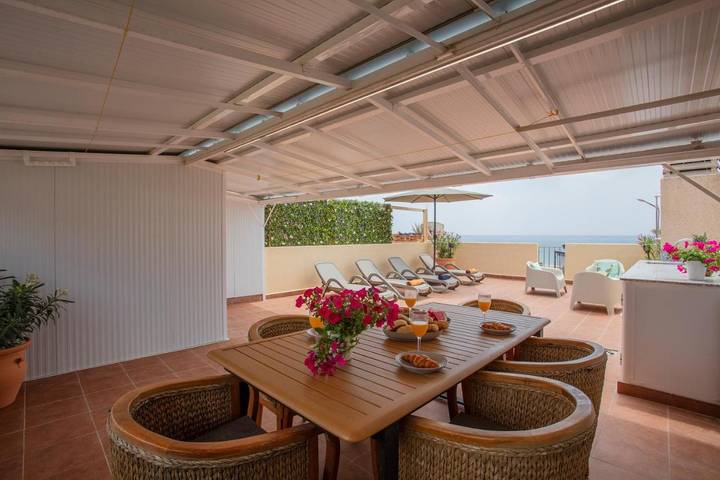 Ferienwohnung für 4 Personen, mit Balkon und Terrasse sowie Ausblick