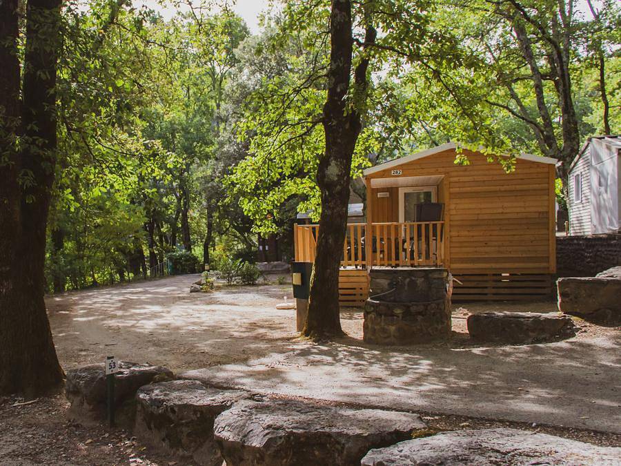 Camping Domaine Des Blachas - Mobilheim 6 personen - 6 mit Terrasse + Klimaanlage + Tv - 36m² in Salavas, Gorges de l’Ardèche