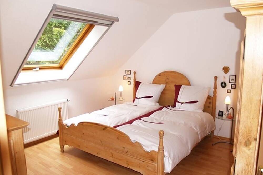 Ganze Wohnung, 4-Bett-Ferienwohnung Hochsitz - Komfort-Ferienwohnungen Walkmühle in Burg Eltz, Münstermaifeld