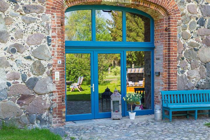 Ferienwohnung für 16 Personen, mit Terrasse in Sietow