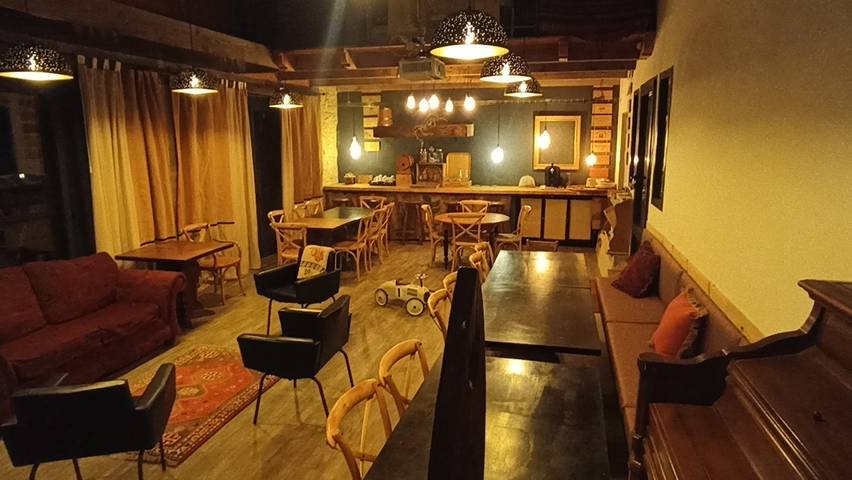 Maison de pêcheur pour 24 personnes, avec terrasse ainsi que piscine et jardin à Vienne (France) - 4