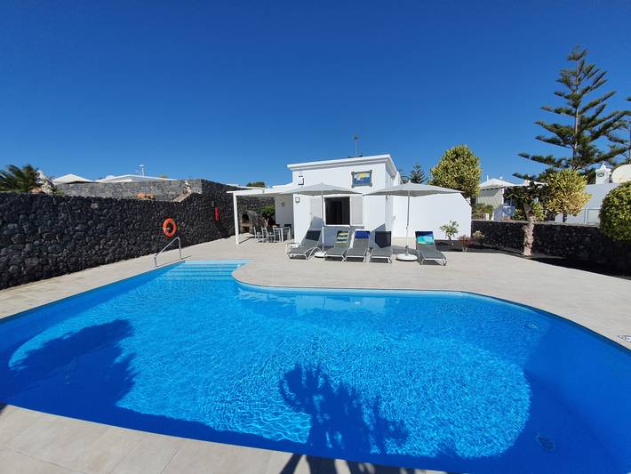 Villa for 5 people, with Terrace and Garden in Puerto del Carmen