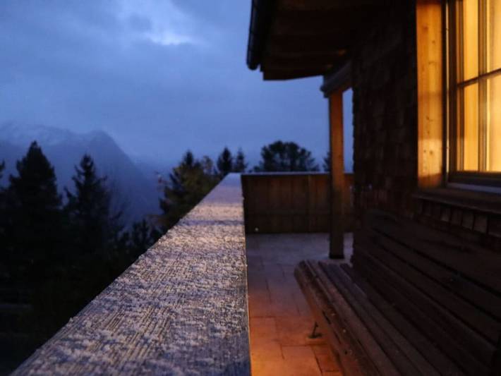 Hütte in Triesenberg mit Schwimmbecken in Triesenberg, Rätikon Gebirgsgruppe