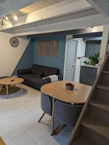 Gîte pour 4 personnes, avec jardin et terrasse dans Yves