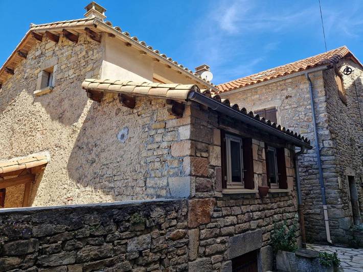 Location de vacances pour 4 personnes, avec balcon et vue à Saint-Rome-de-Tarn