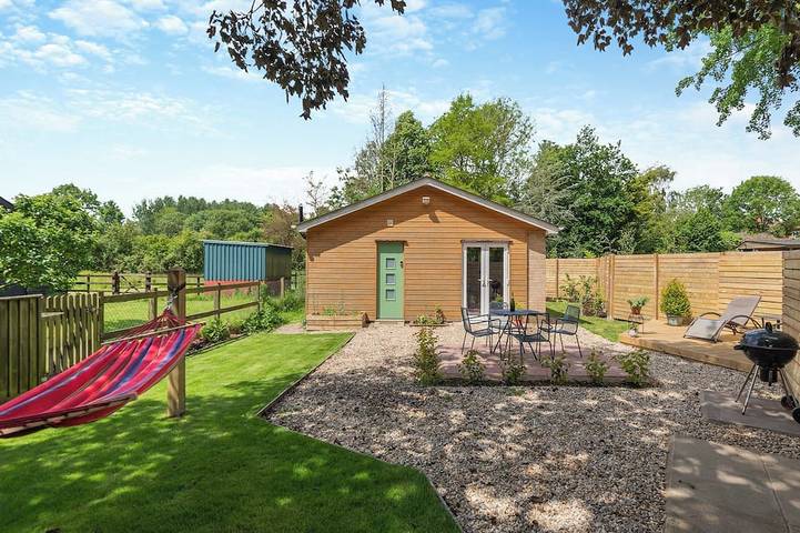 Cottage for 2 people, with hot tub and garden in Norfolk