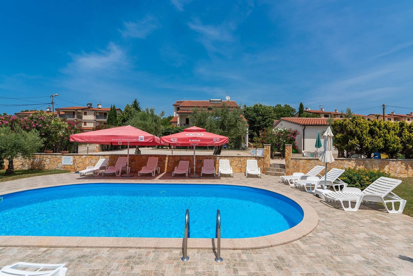 Appartamento vacanze a Castellier-Santa Domenica a partire da 85€ a notte