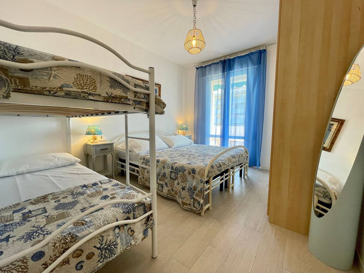 Ganze Wohnung, Wohnung mit teilweisem Meerblick in Porto Santa Margherita, Caorle