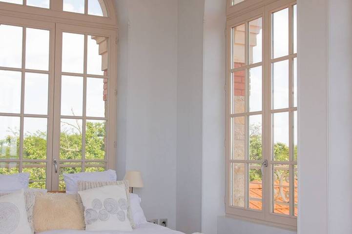 Location de vacances pour 15 personnes, avec jardin ainsi que balcon et jacuzzi dans Port de Taussat Fontaine Vieille - 2